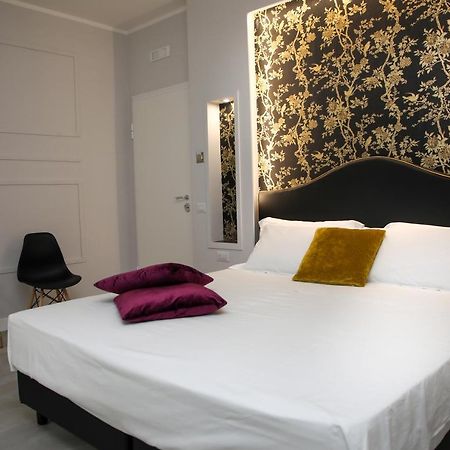 Principessa Isabella Luxury Rooms Salerno Exterior foto