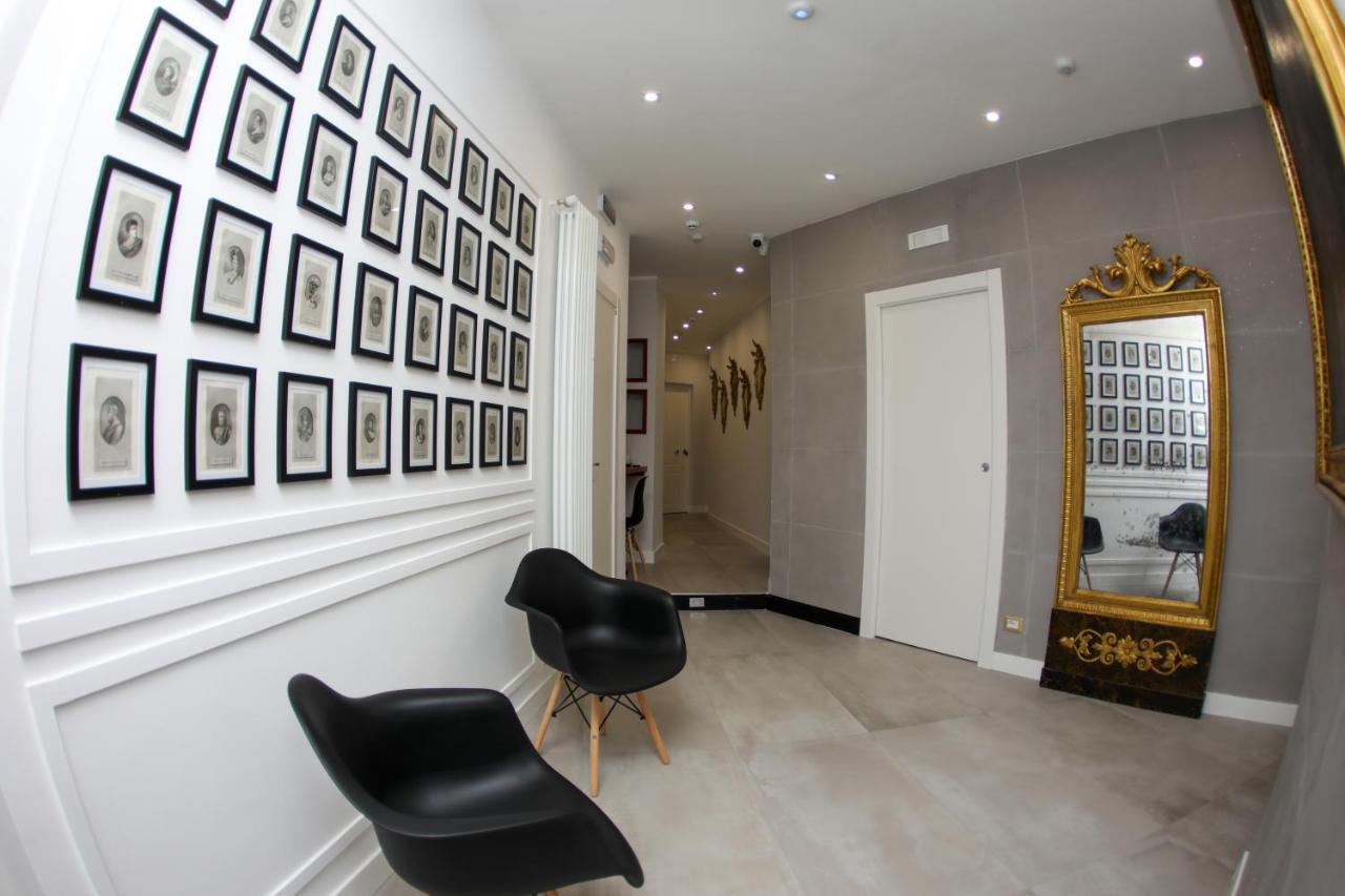 Principessa Isabella Luxury Rooms Salerno Exterior foto